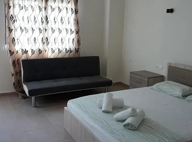 Stelios House Apartament *
